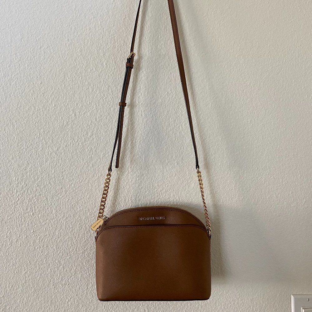 Michael Kors MD Dome Jet Set Crossbody Purse